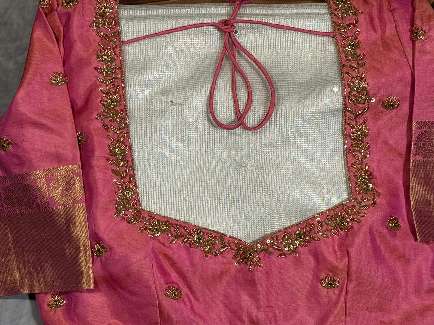 Luxury Pink Kanchipuram Silk Saree with Gold Zari Borders and Embroidered Stitched Blouse
