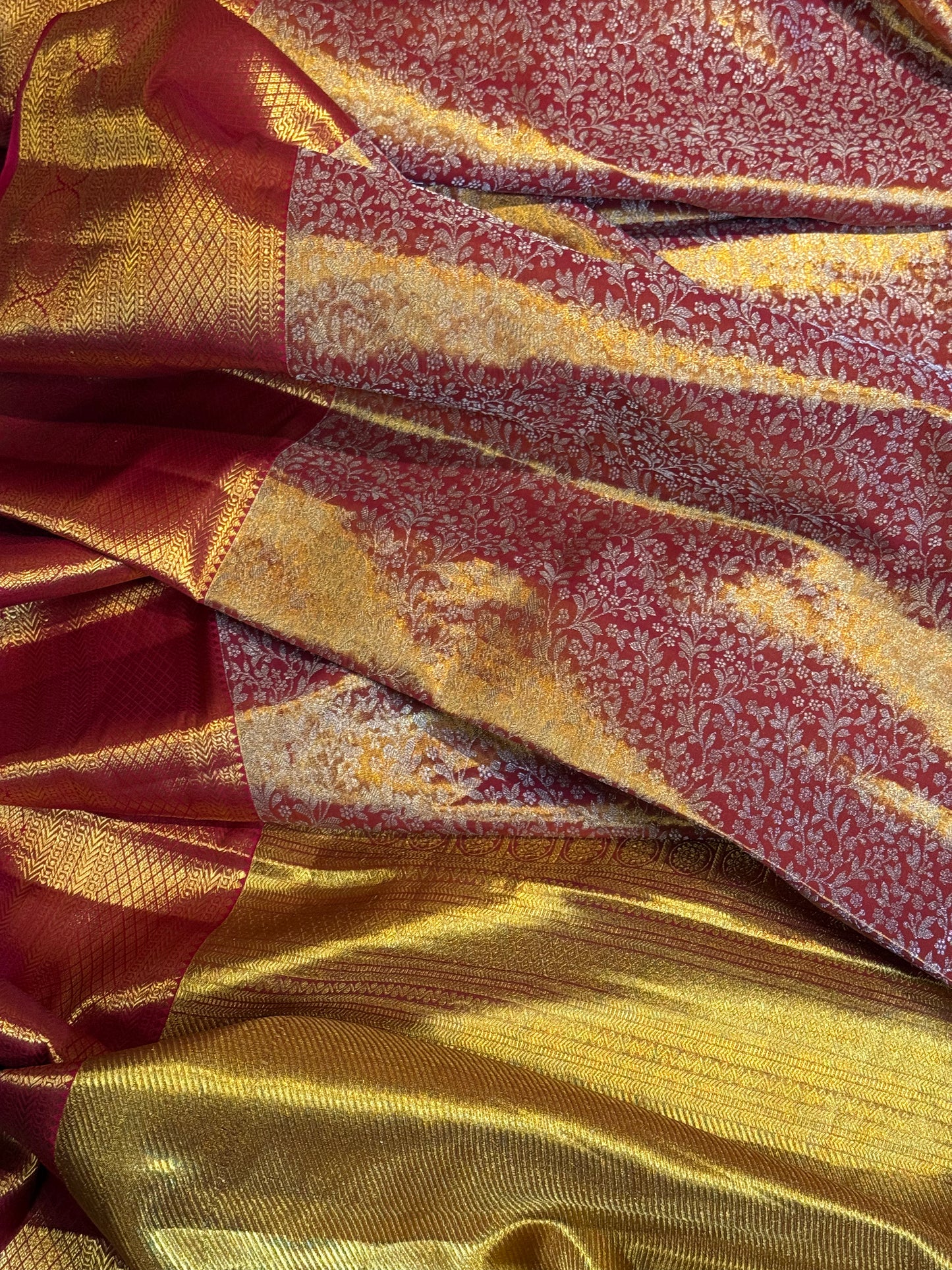 Golden Red Kanchi Tissue Saree & Ready-to-Wear Embroidered Blouse – Size 36
